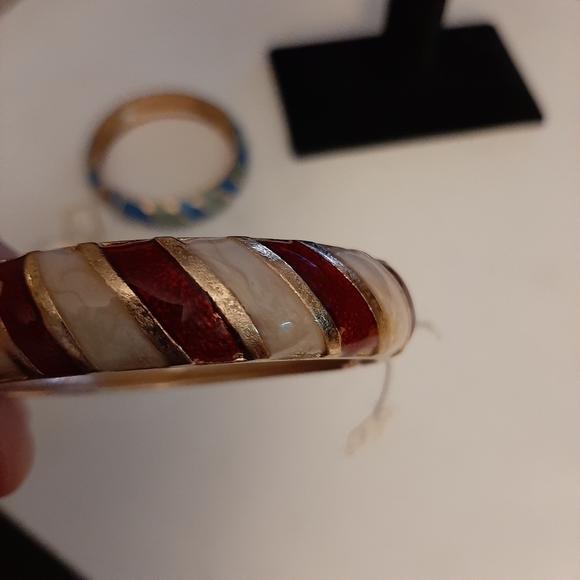 Ladies jewelry(cuff) - Picture 5 of 8